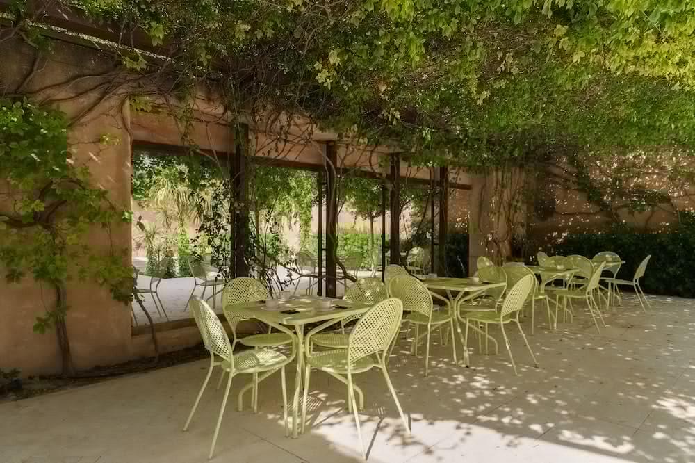 Hotel Spa La Romana, The Originals Relais Exterior photo