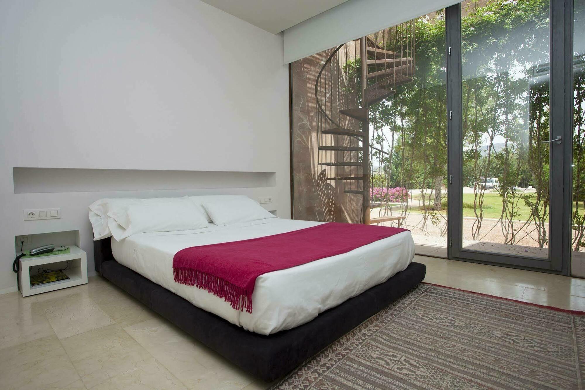 Hotel Spa La Romana, The Originals Relais Exterior photo